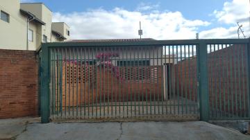 Alugar Casa / Residencia em Botucatu. apenas R$ 1.550,00